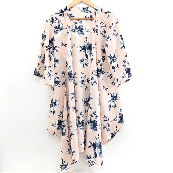 PinkBlush Navy and Pink Kimono Size Small